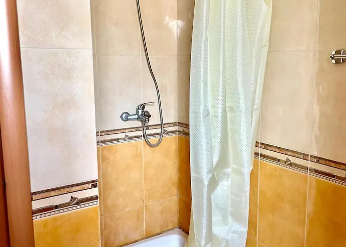 Easy Peasy - 9th Floor View Downtown *