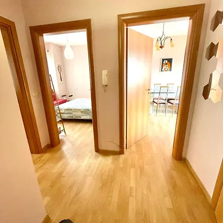 Easy Peasy - 9th Floor View Downtown