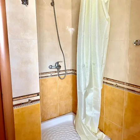 Easy Peasy - 9th Floor View Downtown *